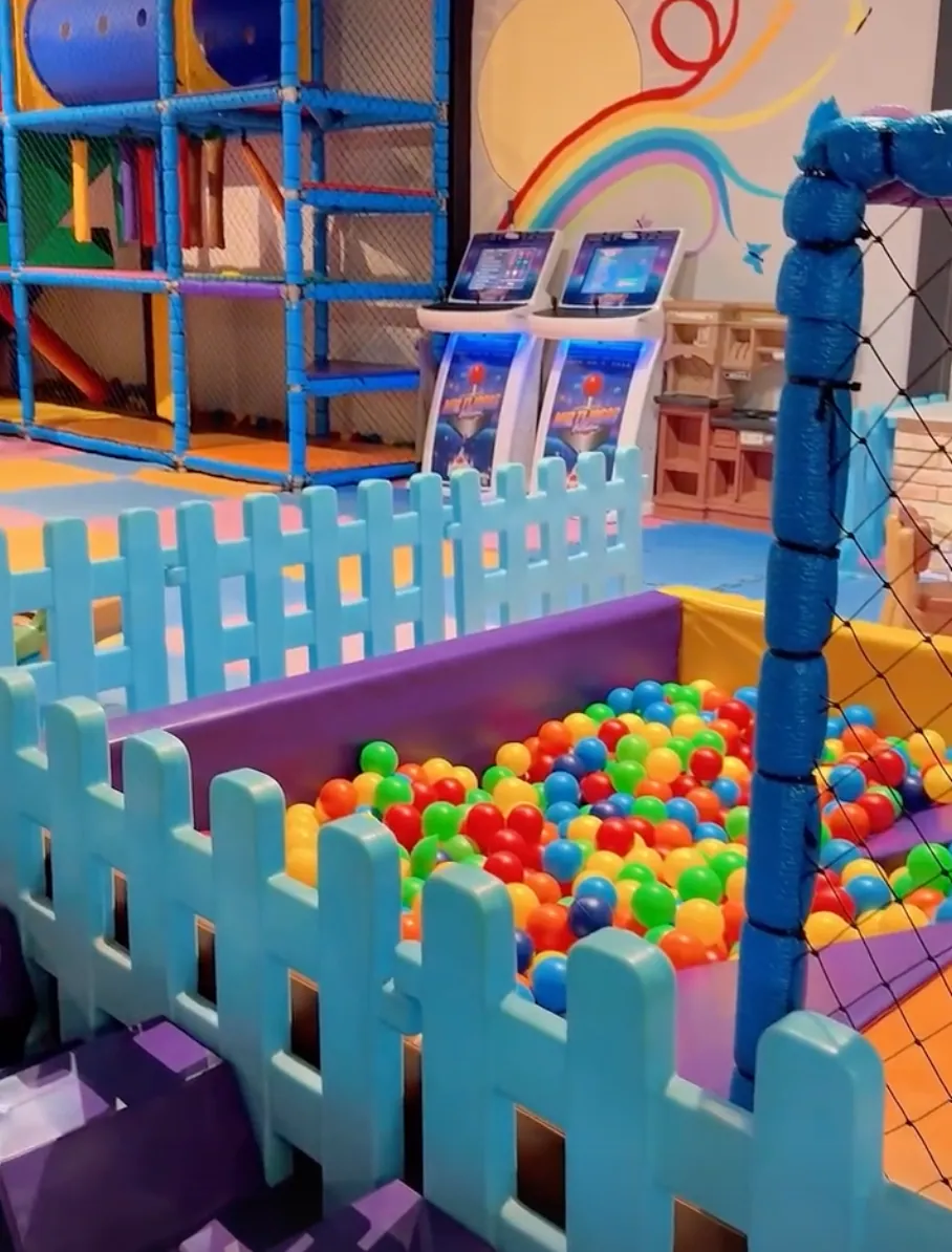 Espaço kids do La Pizza Pizzaria (Jardim Goiás)