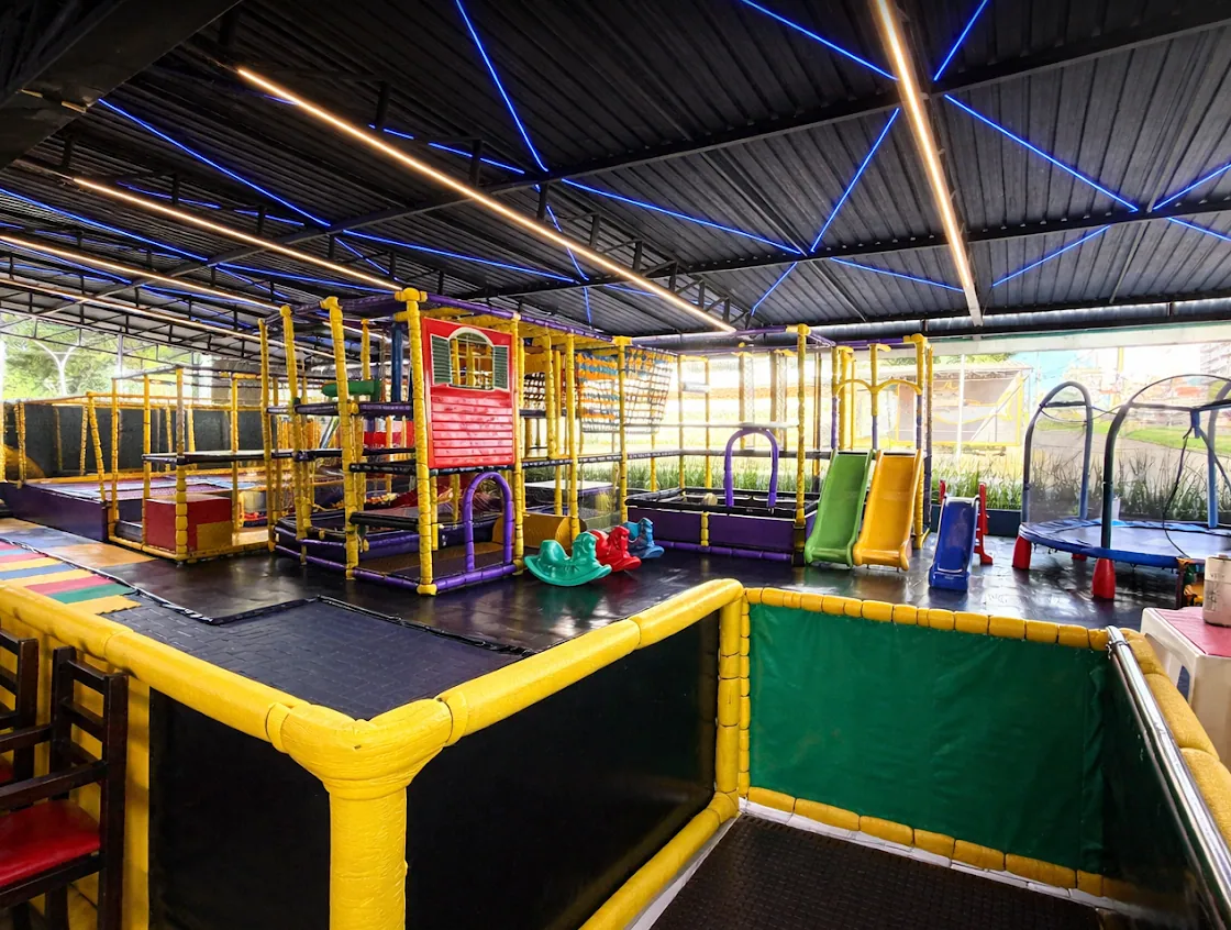 Espaço kids do Hamburgo Adventure